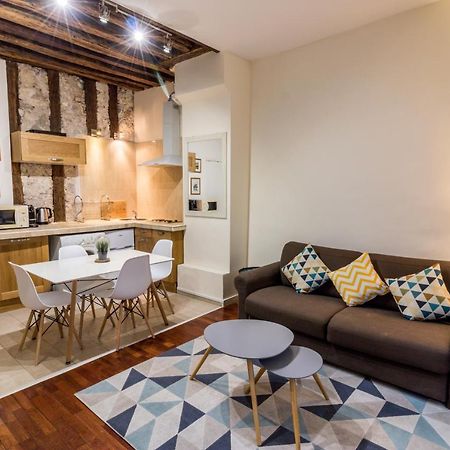 New Chic Flat : Le Marais - Place Des Vosges ปารีส ภายนอก รูปภาพ