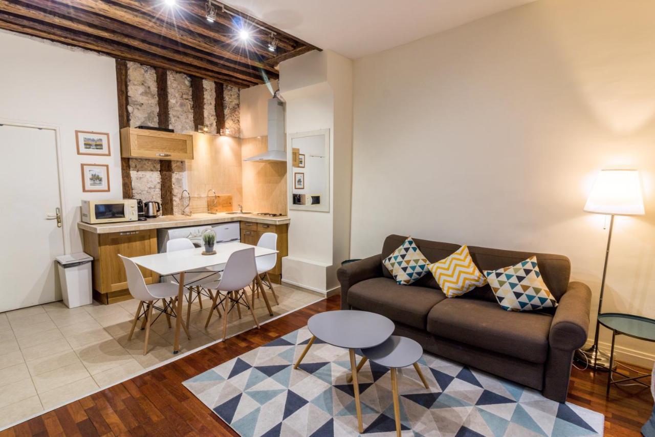 New Chic Flat : Le Marais - Place Des Vosges ปารีส ภายนอก รูปภาพ